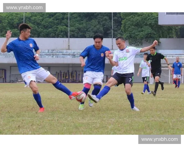围绕昆山足球比赛展开的精彩赛事纵览与激情瞬间深度回顾分析